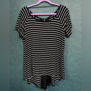 NWT XL Cable and Guage Black and White Striped Women's Top